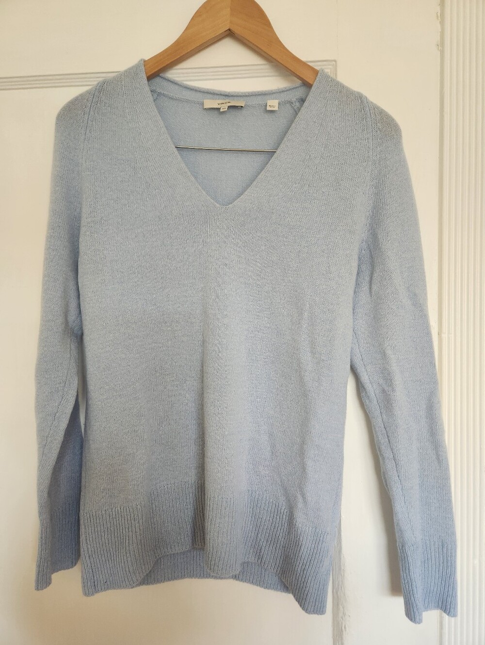 Vince blue wool cashmere sweater in size XXS